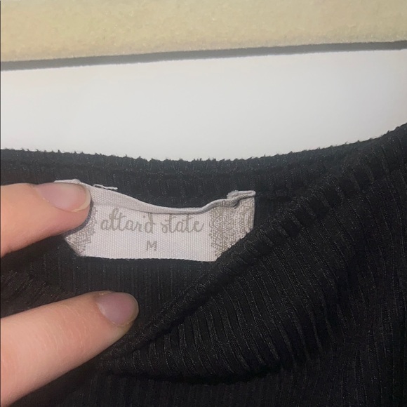 Elegant Black  Puff Sleeve Top - Picture 4 of 4